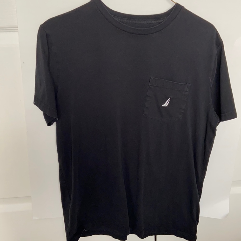 Men’s small nautica shirt